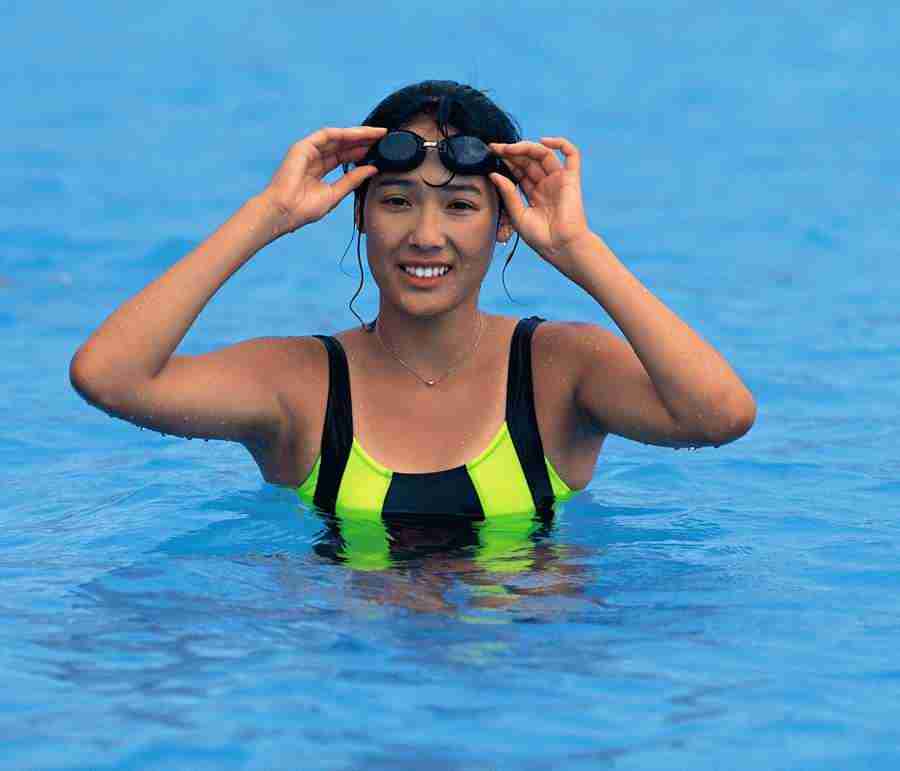 Women Swimming Wear - Mixa Pro ></a>
<script language=JavaScript> 
  var txt = 
