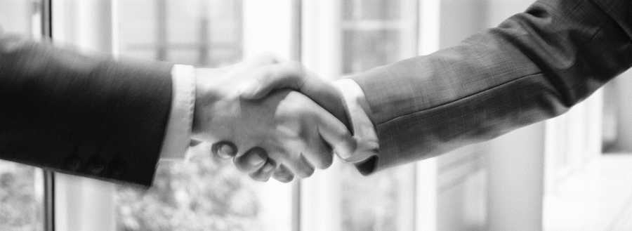 High Class Business - PhotoAlto ></a>
<script language=JavaScript> 
  var txt = 