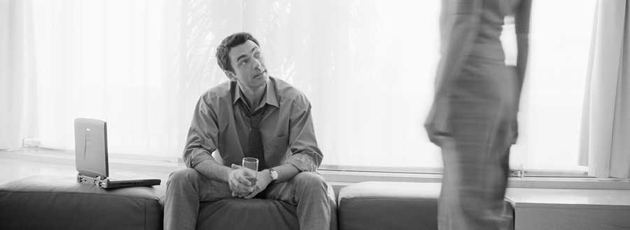 High Class Business - PhotoAlto ></a>
<script language=JavaScript> 
  var txt = 