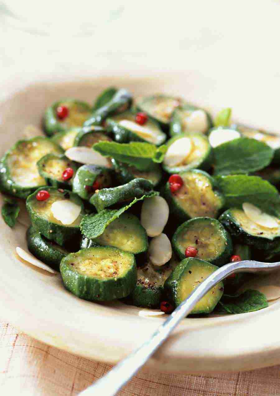 International Cuisine - PhotoAlto ></a>
<script language=JavaScript> 
  var txt = 