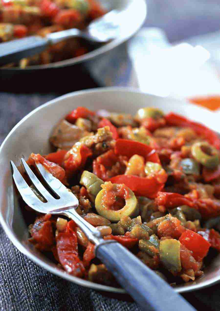 International Cuisine - PhotoAlto ></a>
<script language=JavaScript> 
  var txt = 