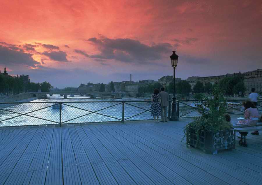 Paris The City - PhotoAlto ></a>
<script language=JavaScript> 
  var txt = 