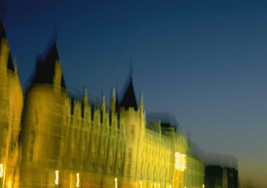 Paris The City - PhotoAlto ></a>
<script language=JavaScript> 
  var txt = 