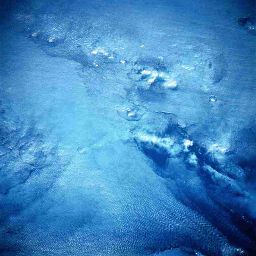 Earth in Focus - Photodisc Background Series ></a>
<script language=JavaScript> 
  var txt = 