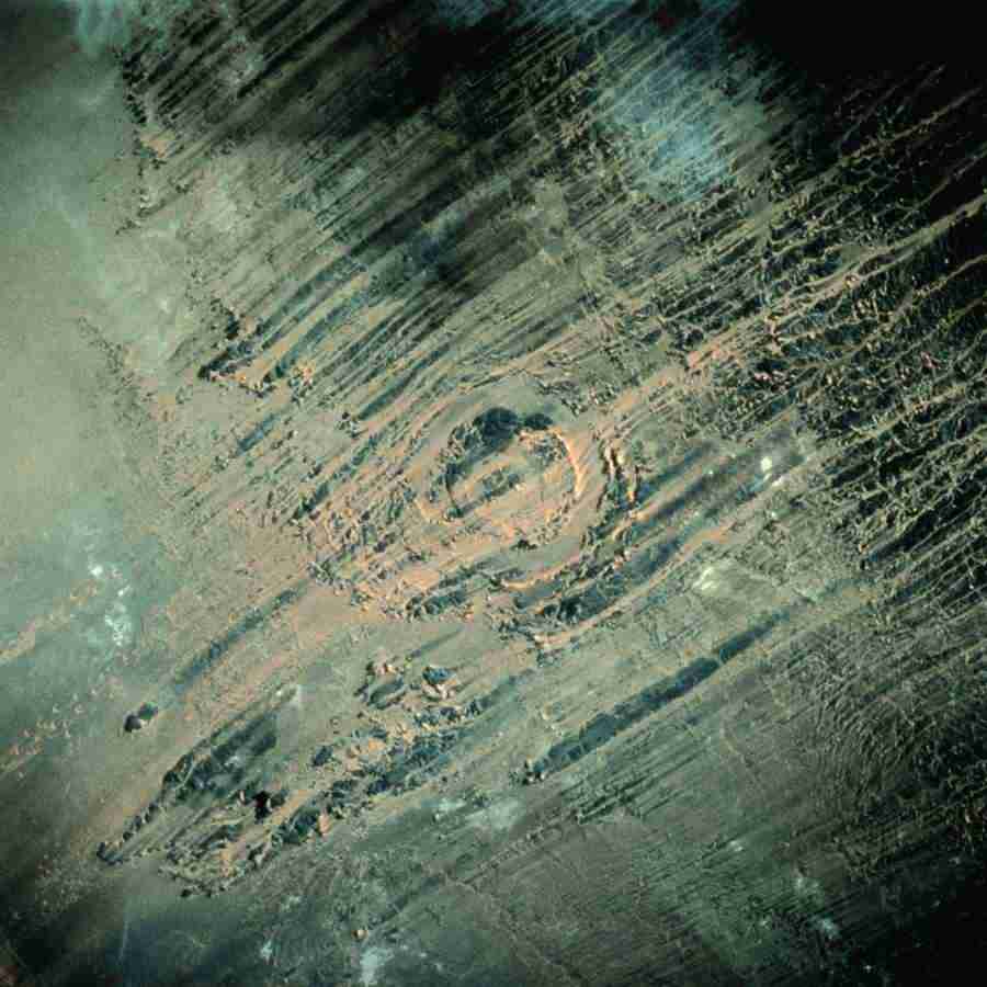 Earth in Focus - Photodisc Background Series ></a>
<script language=JavaScript> 
  var txt = 