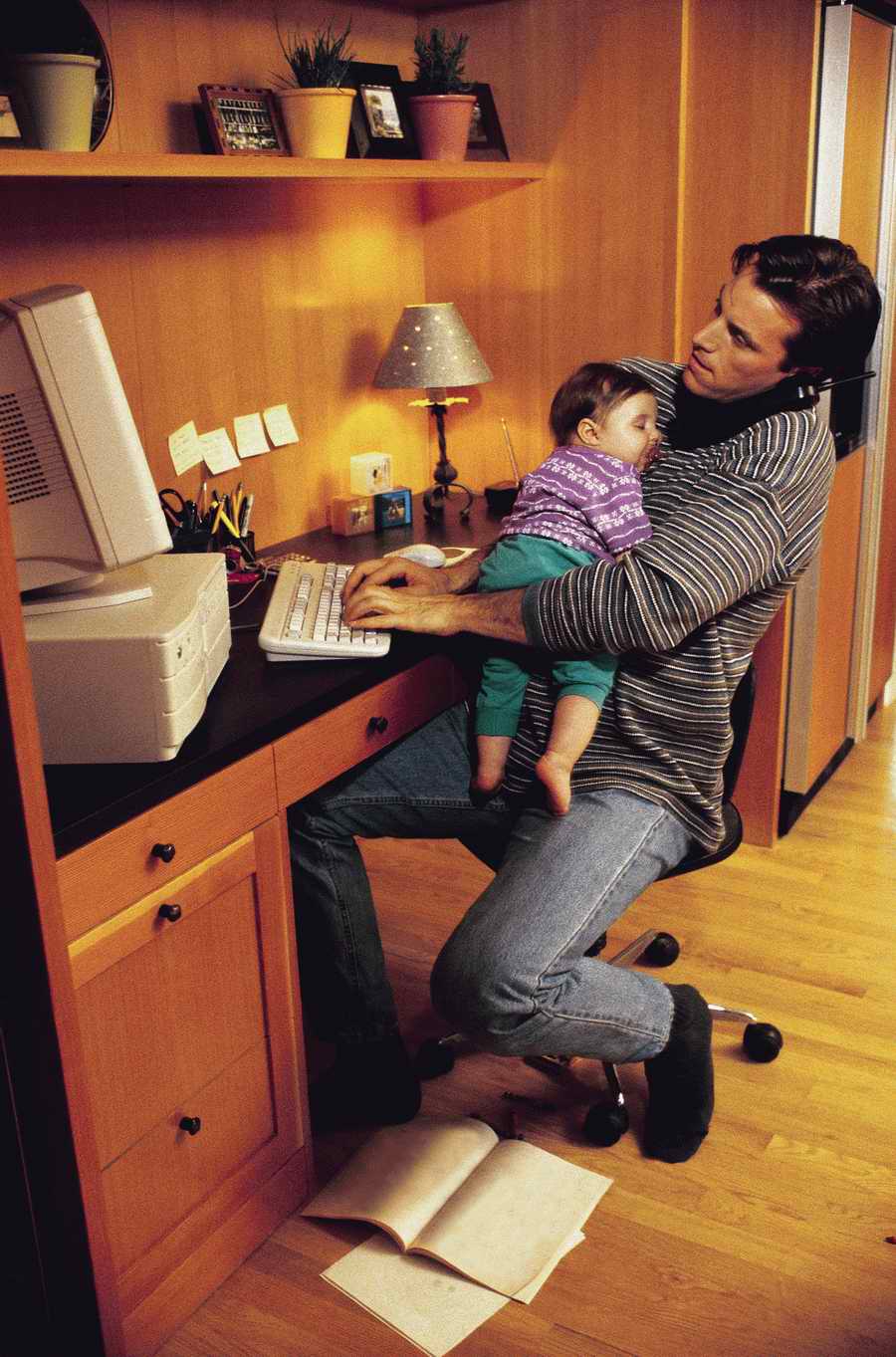 Business Today - Photodisc ></a>
<script language=JavaScript> 
  var txt = 