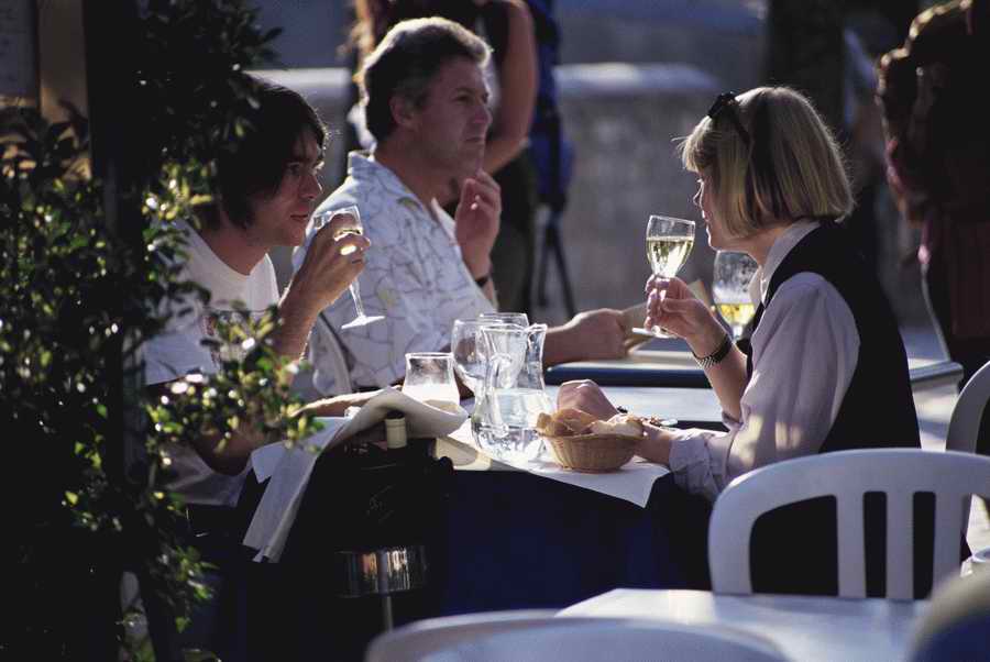 European Business & Lifestyles - Photodisc ></a>
<script language=JavaScript> 
  var txt = 