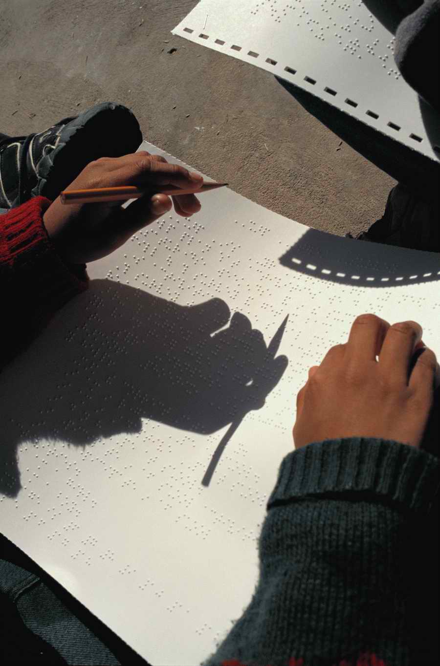 Education [PD41] - Photodisc ></a>
<script language=JavaScript> 
  var txt = 
