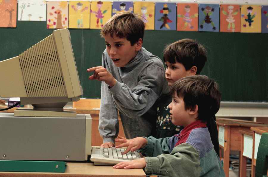 Education [PD41] - Photodisc ></a>
<script language=JavaScript> 
  var txt = 