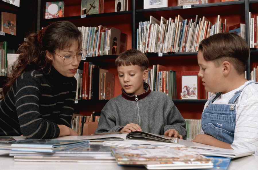 Education [PD41] - Photodisc ></a>
<script language=JavaScript> 
  var txt = 