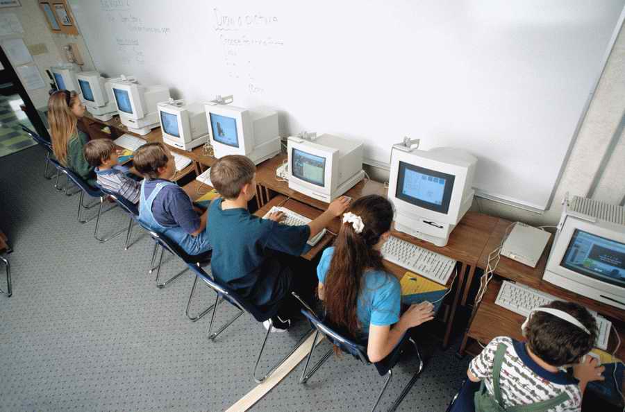 Education [PD41] - Photodisc ></a>
<script language=JavaScript> 
  var txt = 