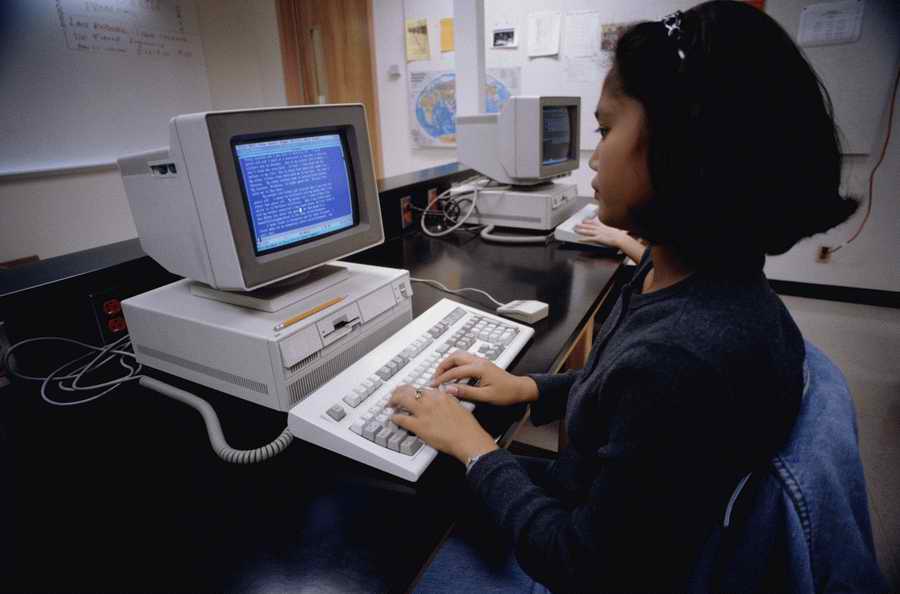 Education [PD41] - Photodisc ></a>
<script language=JavaScript> 
  var txt = 