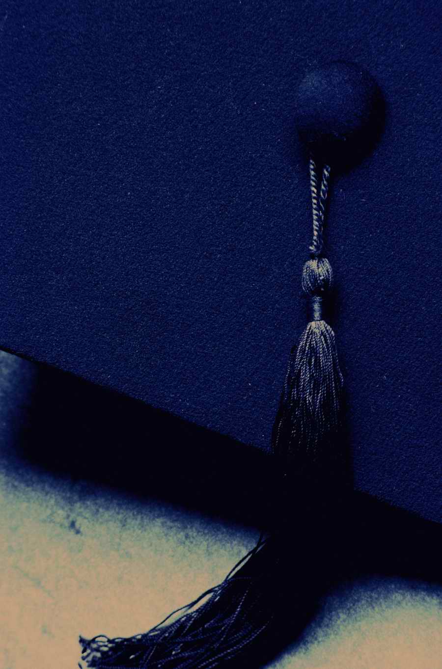 Education [PD41] - Photodisc ></a>
<script language=JavaScript> 
  var txt = 