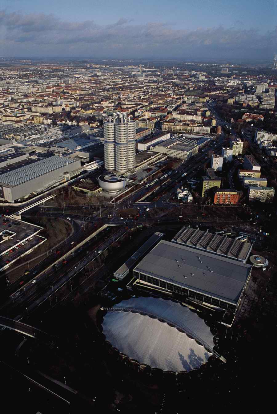 European Landmarks & Travel - Photodisc ></a>
<script language=JavaScript> 
  var txt = 