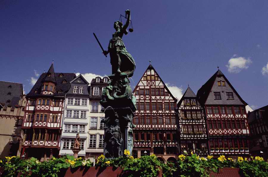 European Landmarks & Travel - Photodisc ></a>
<script language=JavaScript> 
  var txt = 
