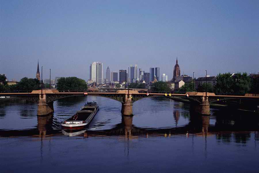 European Landmarks & Travel - Photodisc ></a>
<script language=JavaScript> 
  var txt = 