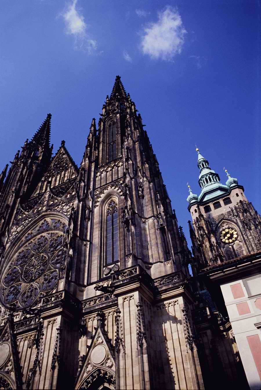 European Landmarks & Travel - Photodisc ></a>
<script language=JavaScript> 
  var txt = 
