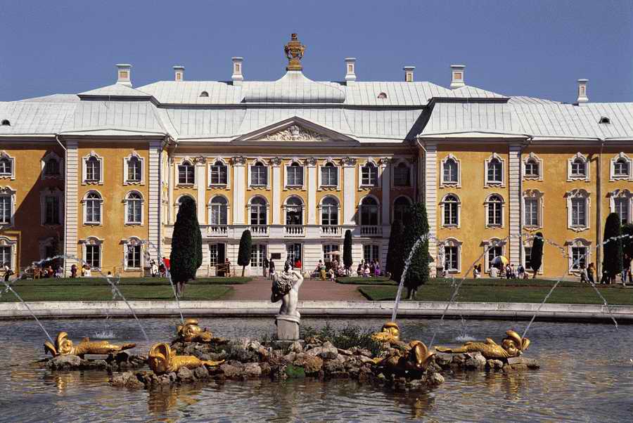 European Landmarks & Travel - Photodisc ></a>
<script language=JavaScript> 
  var txt = 