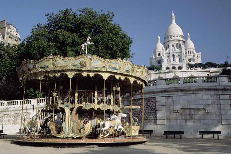 European Landmarks & Travel - Photodisc ></a>
<script language=JavaScript> 
  var txt = 