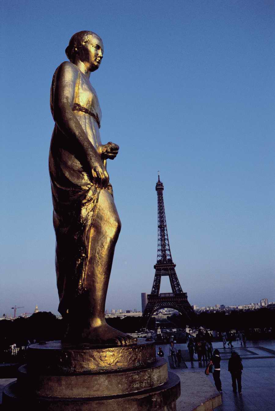 European Landmarks & Travel - Photodisc ></a>
<script language=JavaScript> 
  var txt = 