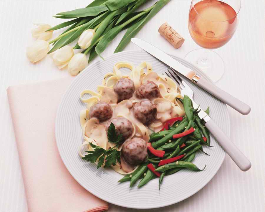 Food Essentials - Photodisc ></a>
<script language=JavaScript> 
  var txt = 
