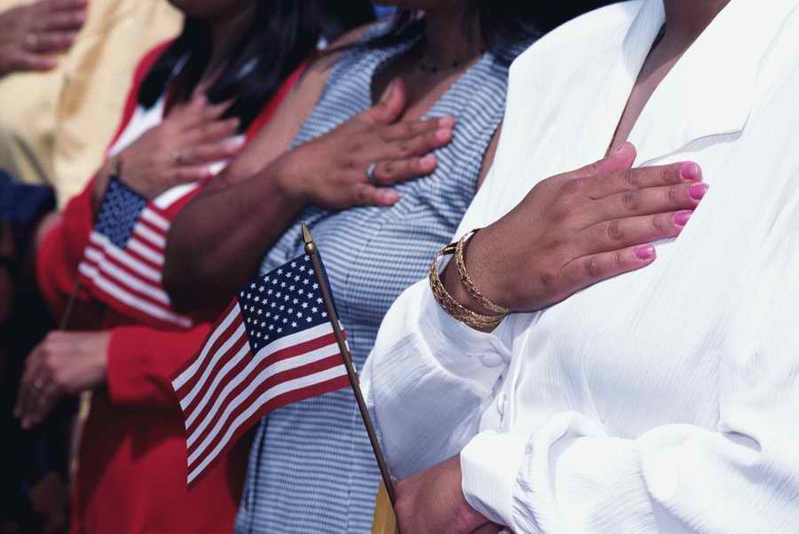 Government & Social Issues - Photodisc ></a>
<script language=JavaScript> 
  var txt = 