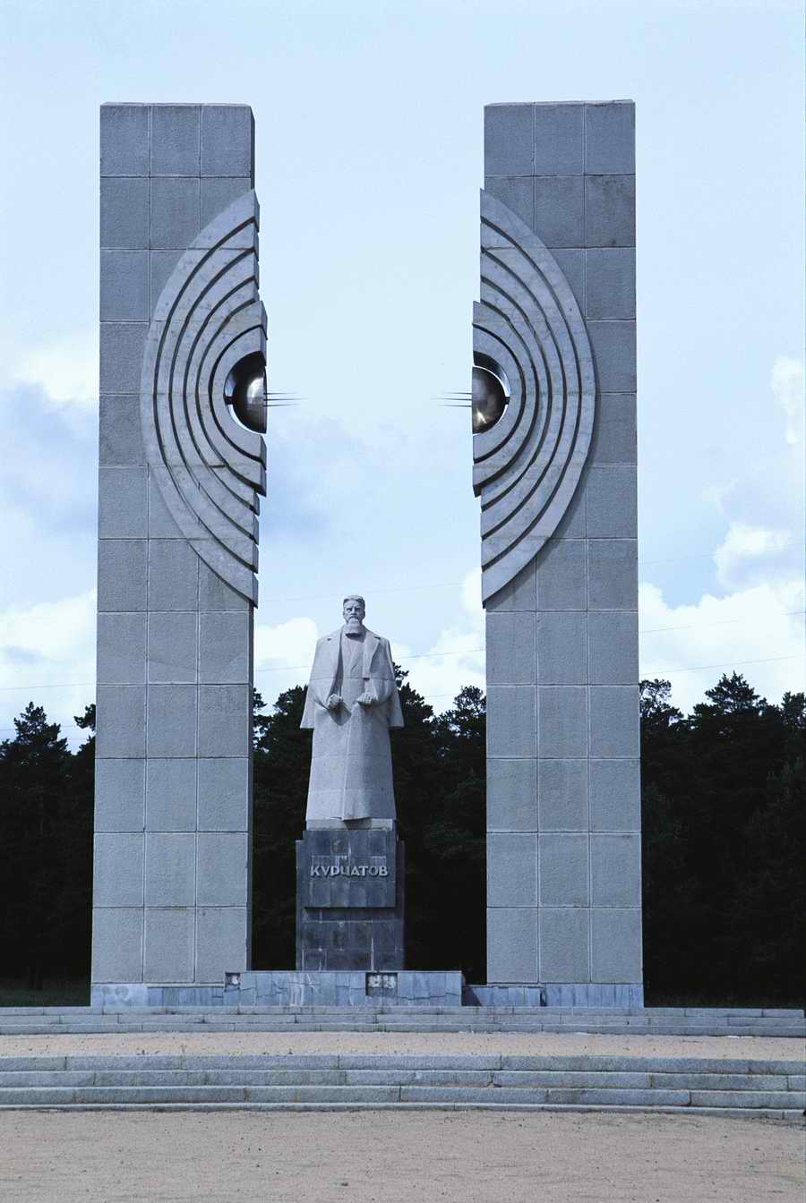 Government & Social Issues - Photodisc ></a>
<script language=JavaScript> 
  var txt = 