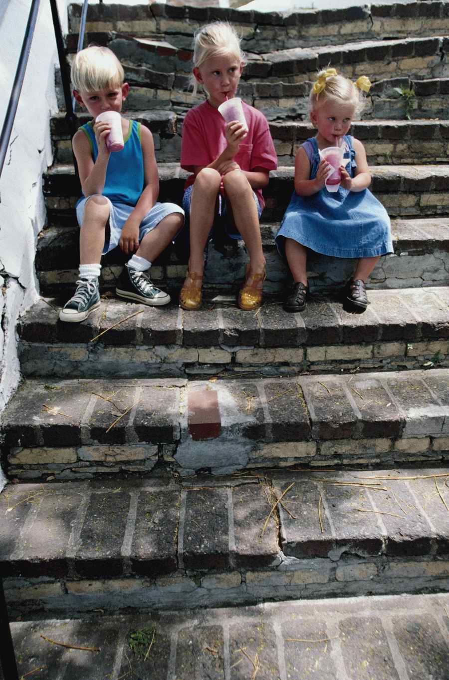 Going on Holiday - Photodisc ></a>
<script language=JavaScript> 
  var txt = 