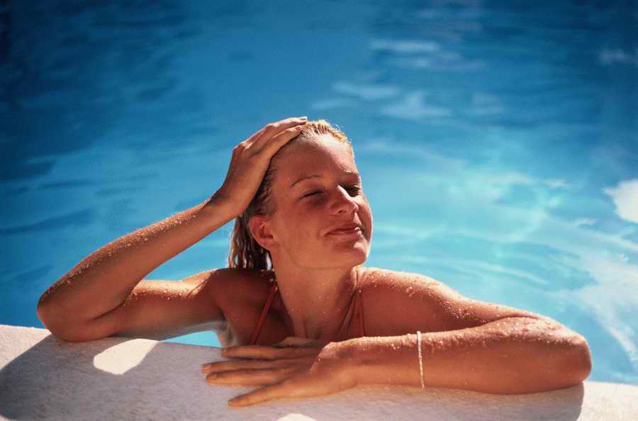 Going on Holiday - Photodisc ></a>
<script language=JavaScript> 
  var txt = 