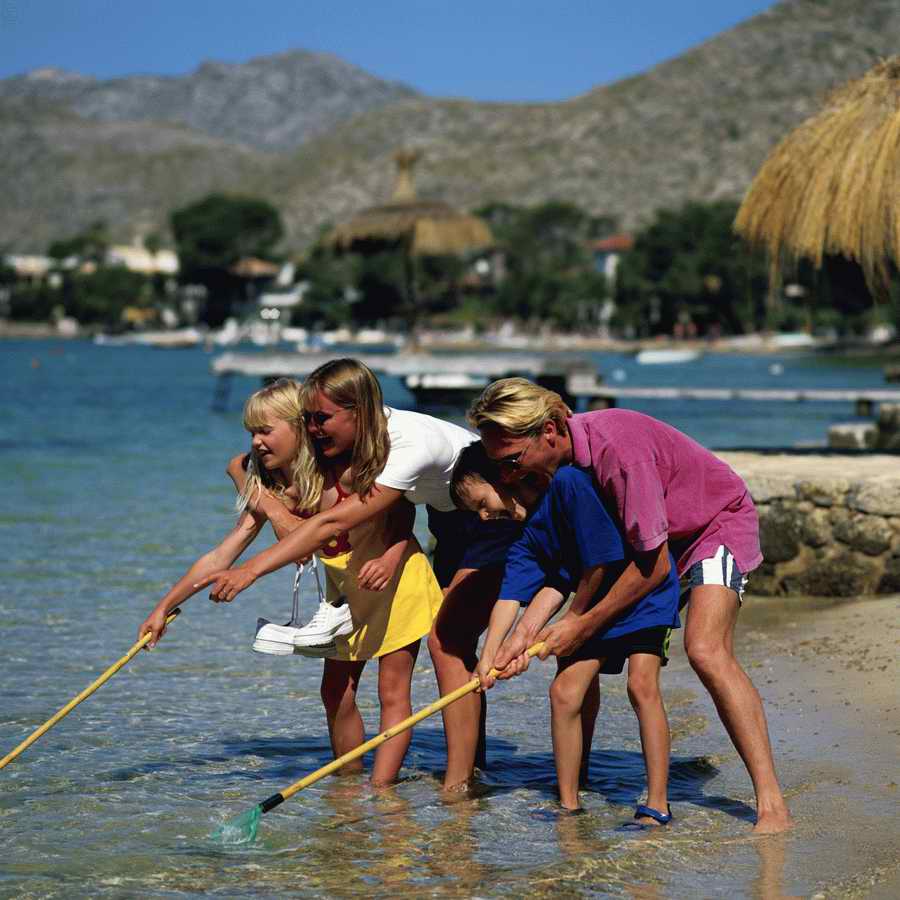 Going on Holiday - Photodisc ></a>
<script language=JavaScript> 
  var txt = 