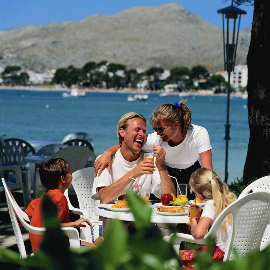 Going on Holiday - Photodisc ></a>
<script language=JavaScript> 
  var txt = 