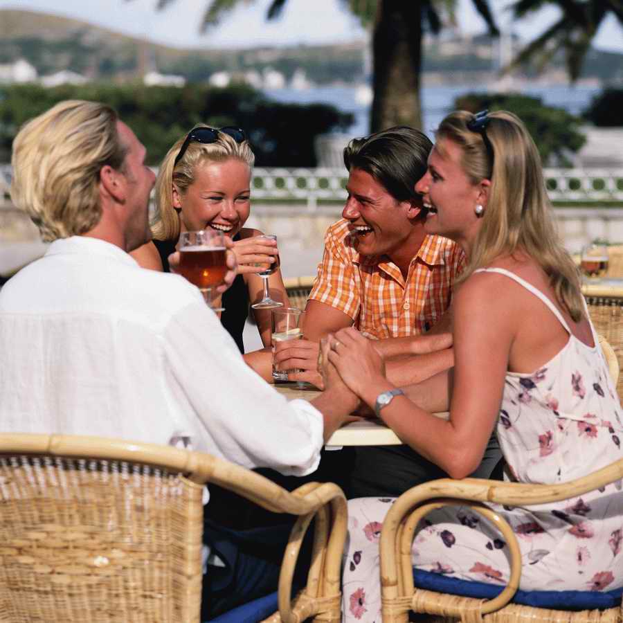 Going on Holiday - Photodisc ></a>
<script language=JavaScript> 
  var txt = 