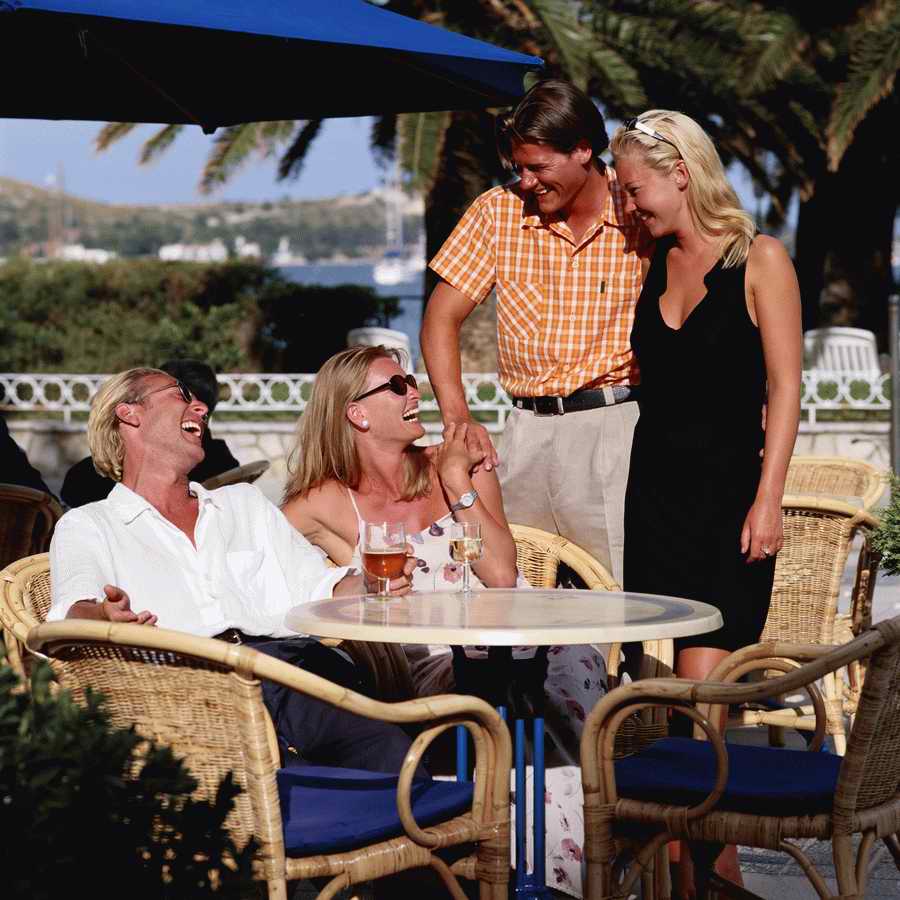 Going on Holiday - Photodisc ></a>
<script language=JavaScript> 
  var txt = 