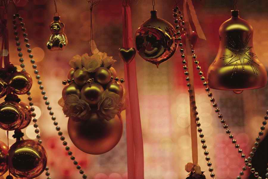 Holidays & Celebrations - Photodisc ></a>
<script language=JavaScript> 
  var txt = 