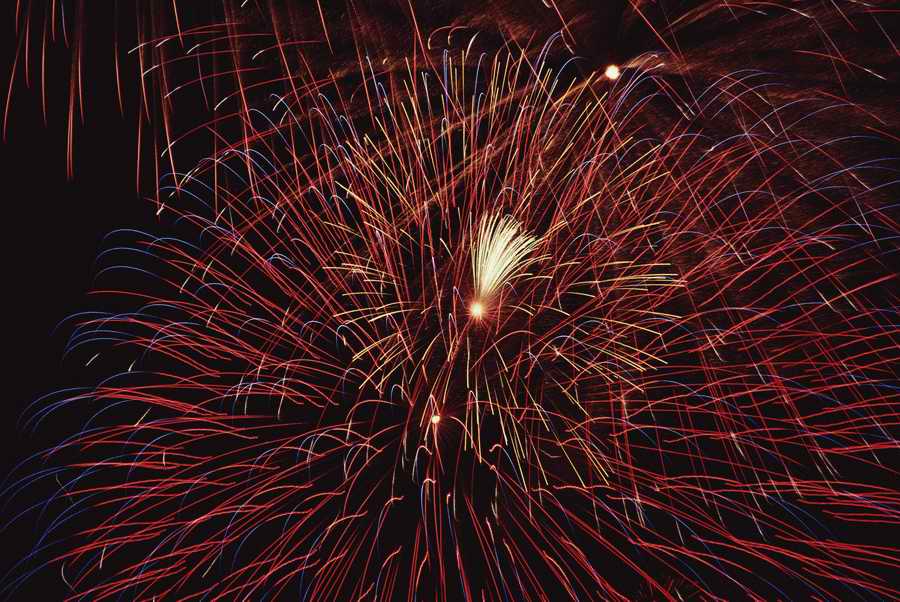 Holidays & Celebrations - Photodisc ></a>
<script language=JavaScript> 
  var txt = 