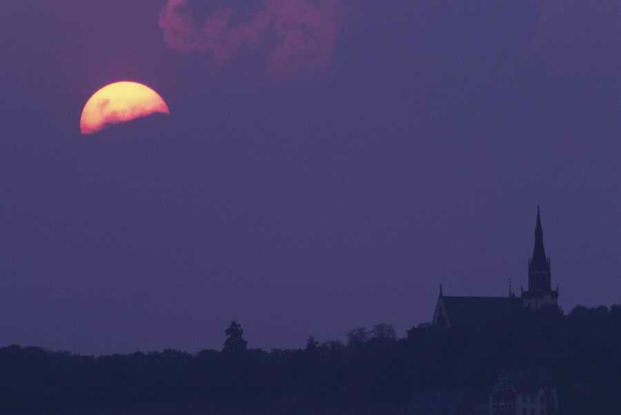 Holidays & Celebrations - Photodisc ></a>
<script language=JavaScript> 
  var txt = 