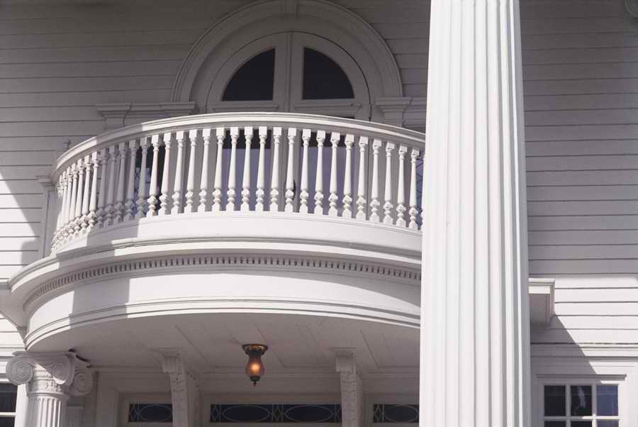 Homes & Gardens - Photodisc ></a>
<script language=JavaScript> 
  var txt = 