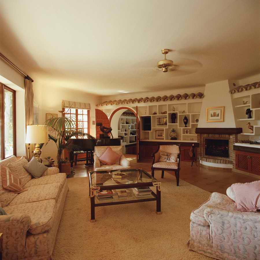 Homes & Gardens - Photodisc ></a>
<script language=JavaScript> 
  var txt = 