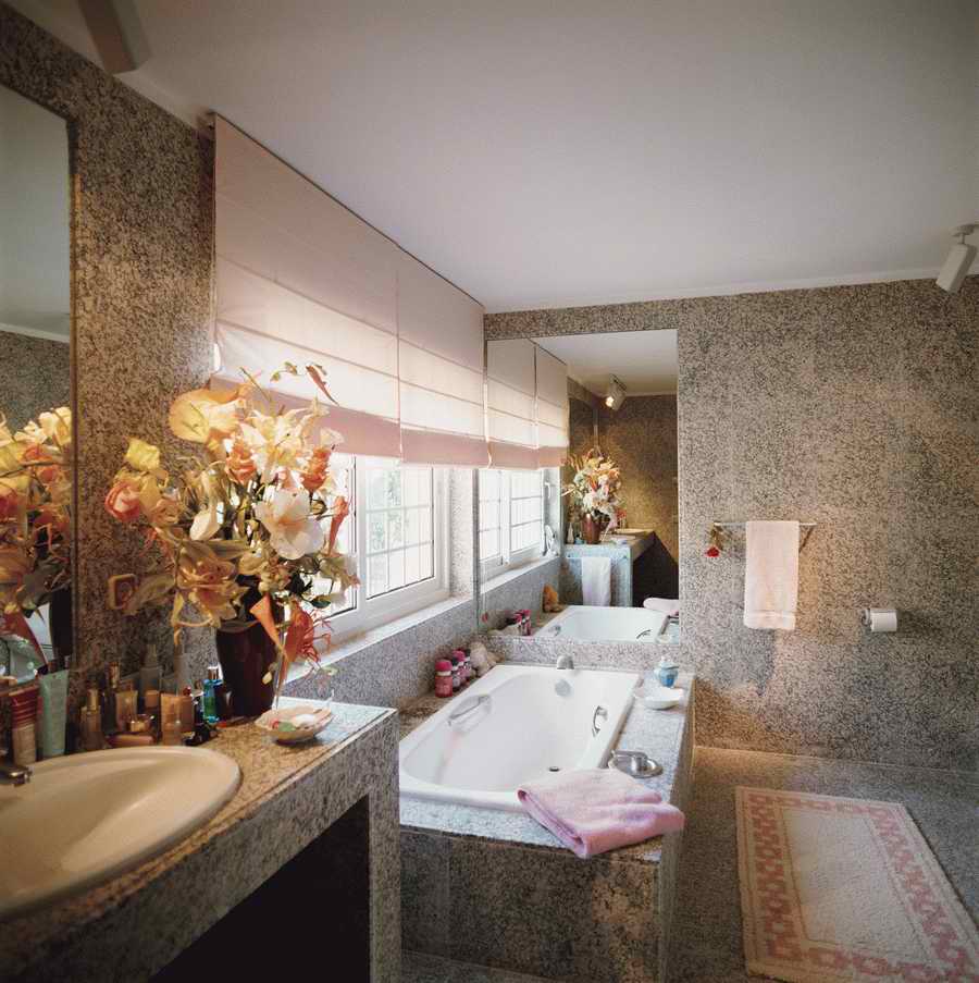 Homes & Gardens - Photodisc ></a>
<script language=JavaScript> 
  var txt = 