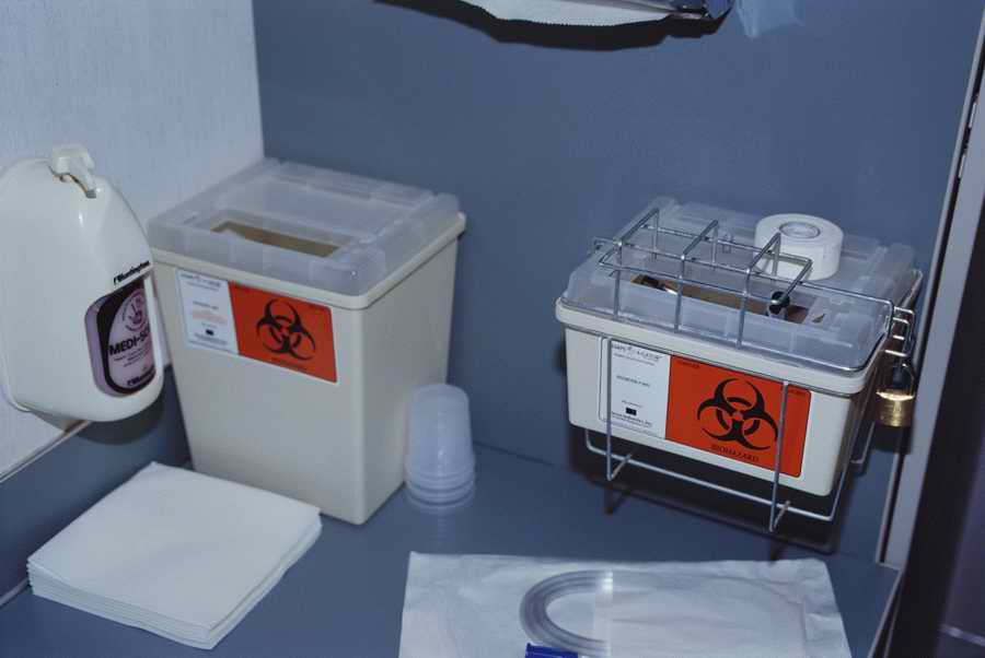 Health & Medicine - Photodisc ></a>
<script language=JavaScript> 
  var txt = 