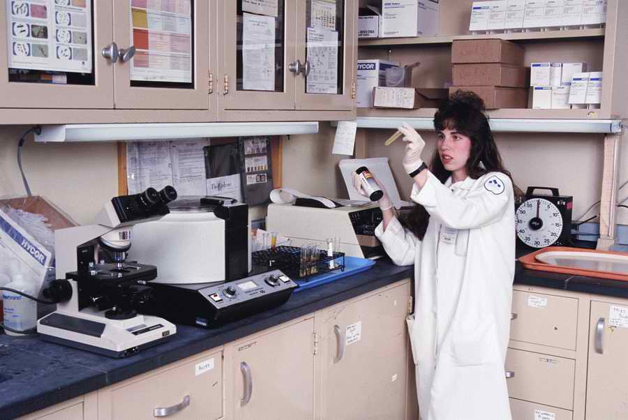 Health & Medicine - Photodisc ></a>
<script language=JavaScript> 
  var txt = 