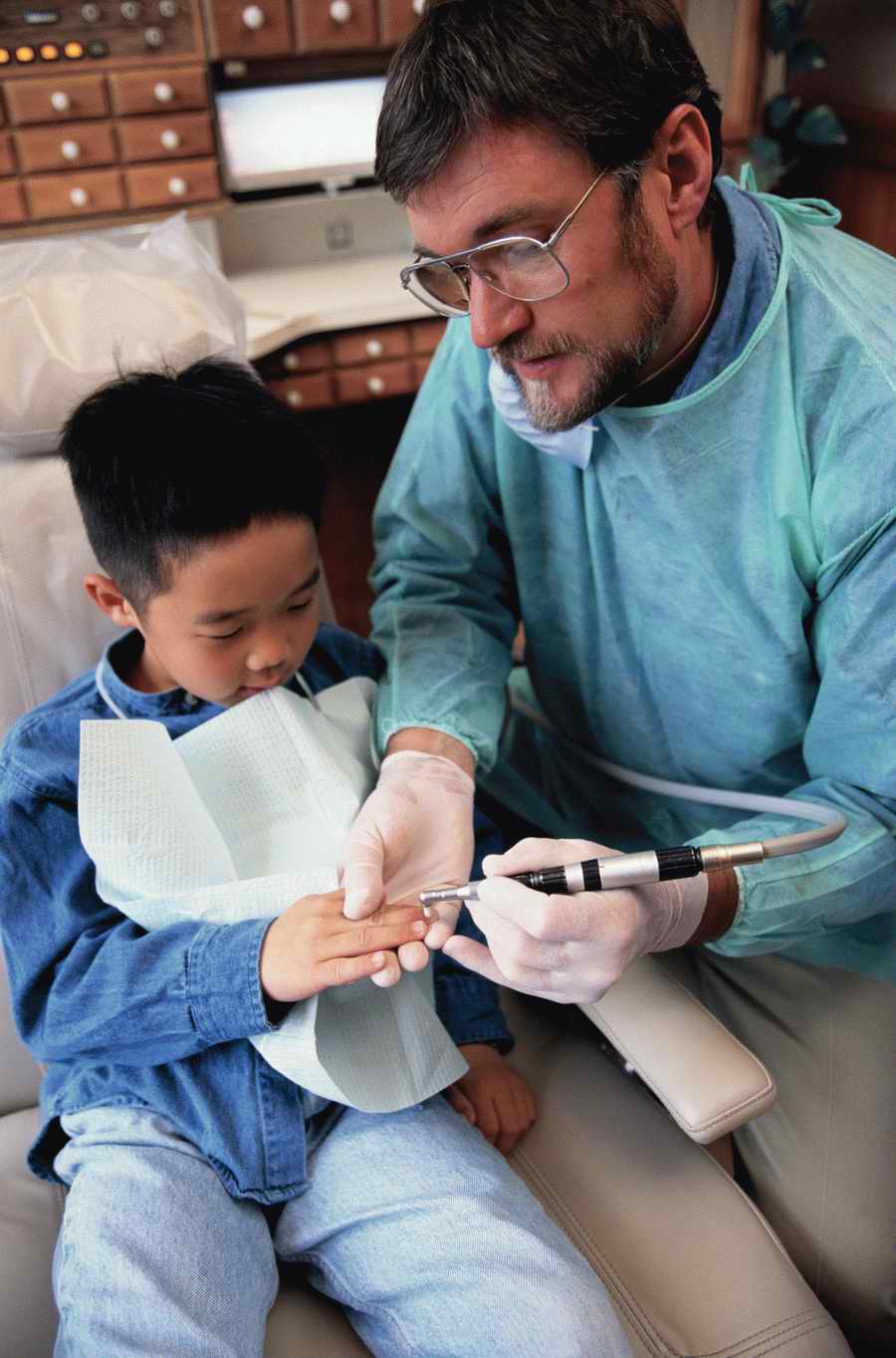 Health & Medicine 2 - Photodisc ></a>
<script language=JavaScript> 
  var txt = 