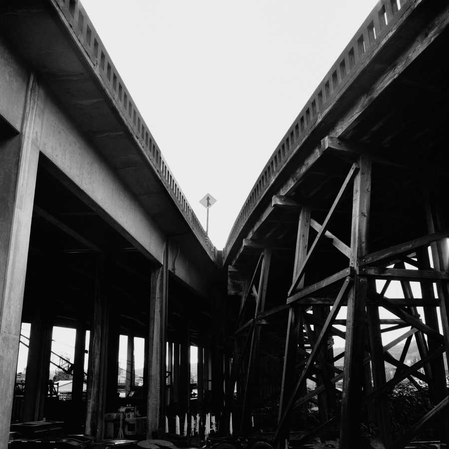 Industry & Transportation - Photodisc ></a>
<script language=JavaScript> 
  var txt = 