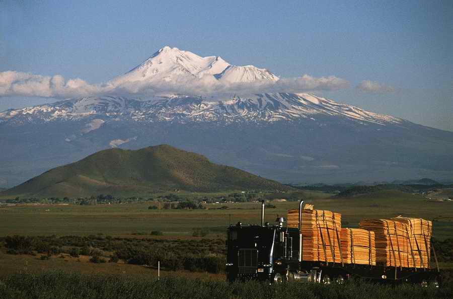 Industry & Transportation - Photodisc ></a>
<script language=JavaScript> 
  var txt = 