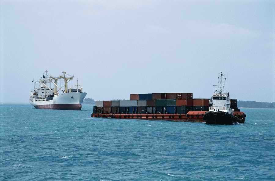 Industry & Transportation - Photodisc ></a>
<script language=JavaScript> 
  var txt = 