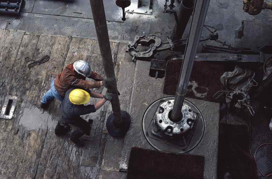 Industry & Transportation - Photodisc ></a>
<script language=JavaScript> 
  var txt = 