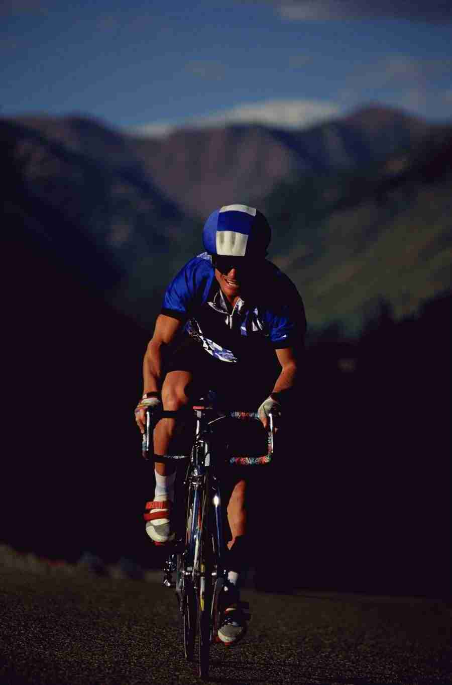 Internatinal Sports - Photodisc ></a>
<script language=JavaScript> 
  var txt = 