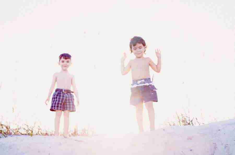 Kid Space - Photodisc ></a>
<script language=JavaScript> 
  var txt = 