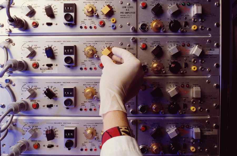 Modern Technologies - Photodisc ></a>
<script language=JavaScript> 
  var txt = 