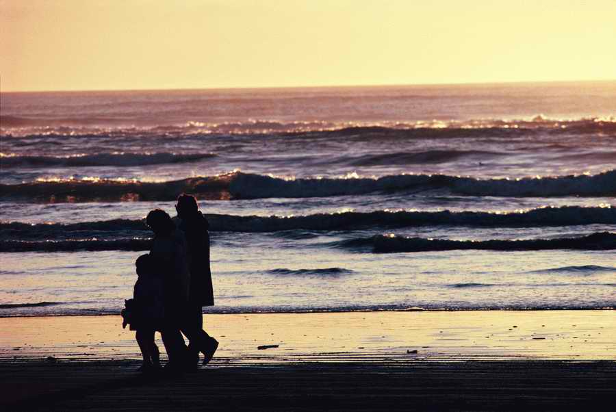 People & Lifestyles - Photodisc ></a>
<script language=JavaScript> 
  var txt = 